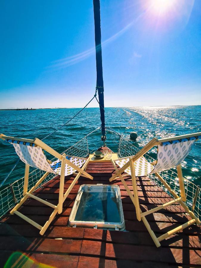 Sirius - Boat House Hotel Olhão Kültér fotó